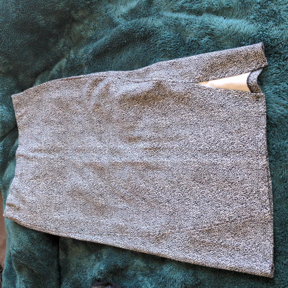 Pencil skirt, calf length, medium